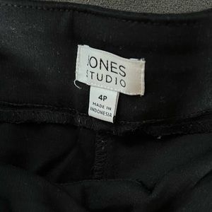 Straight leg black pant